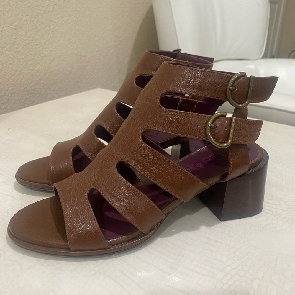 Brown Leather Women's Sandal